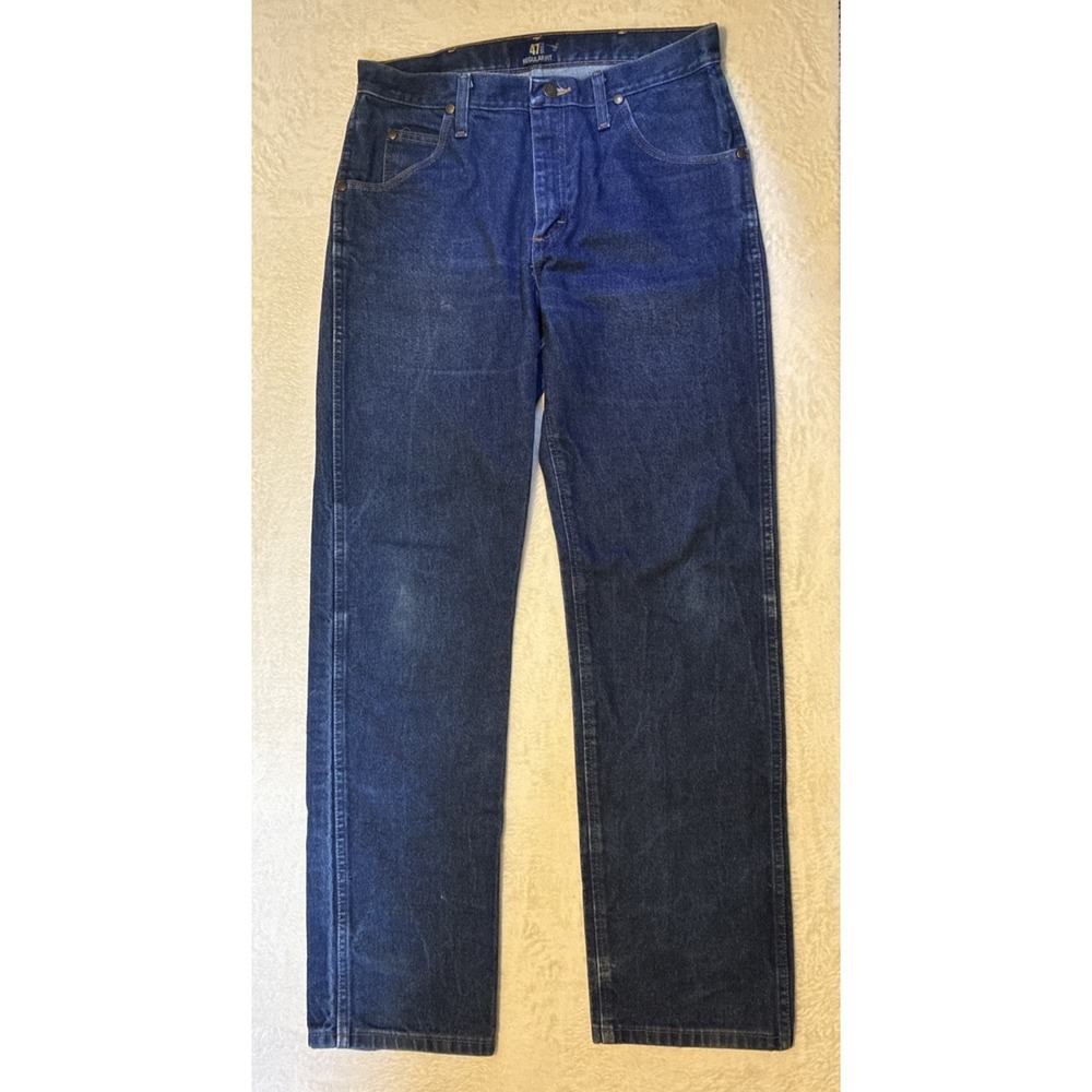 Wrangler Jeans Mens 32x32 Blue Denim Faded Cowboy Comfort Bootcut Western 47MWZ